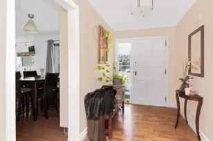 35 Barnard Rd, New Rochelle, NY 10801 - Photo 2
