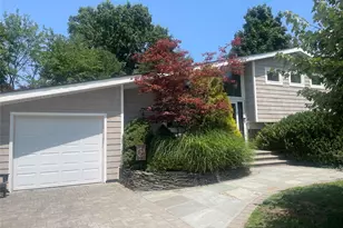 11 Sandalwood Dr, Smithtown, NY 11787 - Photo 4
