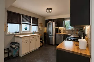 11 Sandalwood Dr, Smithtown, NY 11787 - Photo 10