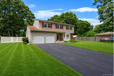 397 Lockwood Drive, Shirley, NY 11967 - Photo 30