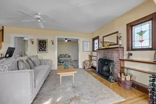 4711 Belmont Rd, Great Neck, NY 11020 - Photo 4