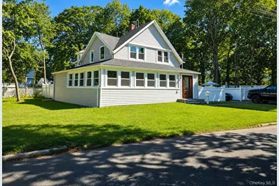 165 Cedar Street, Amityville, NY 11701 - Photo 2