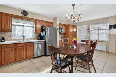 384 Irving Avenue, Port Chester, NY 10573 - Photo 10