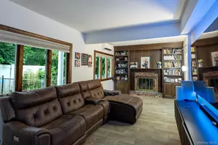 29 Sandy Hollow Dr, Smithtown, NY 11787 - Photo 18