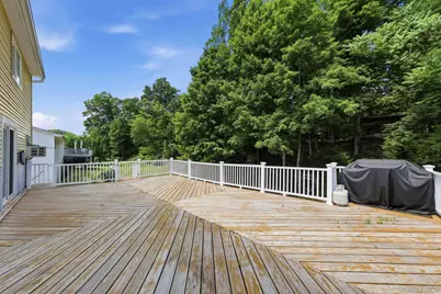 30 Raker Road, Poughkeepsie, NY 12603 - Photo 24