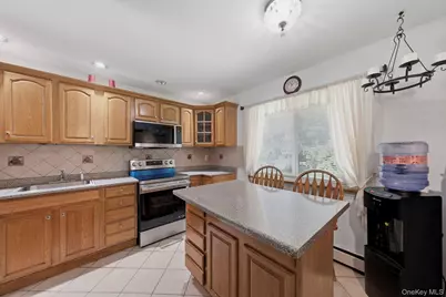 30 Raker Road, Poughkeepsie, NY 12603 - Photo 8