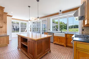 118 Peconic Bay Blvd, Aquebogue, NY 11931 - Photo 8