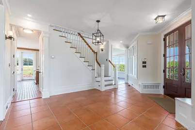 118 Peconic Bay Boulevard, Aquebogue, NY 11931 - Photo 4