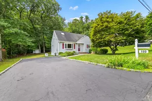 100 Duhaime Rd, Pearl River, NY 10965 - Photo 2