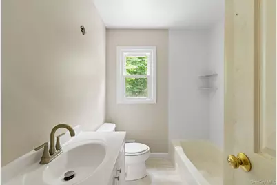 100 Duhaime Road, Pearl River, NY 10965 - Photo 16