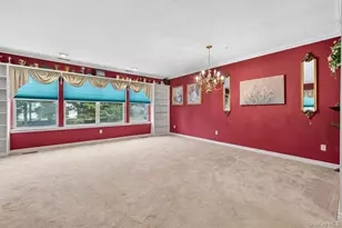 88 Leeward Ct, Port Jefferson, NY 11777 - Photo 12
