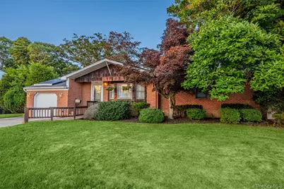 579 Empire Avenue, West Babylon, NY 11704 - Photo 1