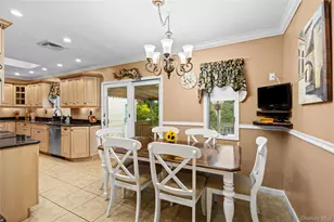 579 Empire Ave, West Babylon, NY 11704 - Photo 10
