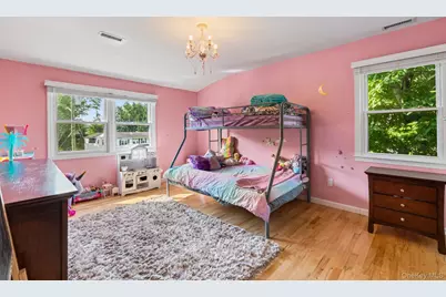 38 Hale Place, Tappan, NY 10983 - Photo 18