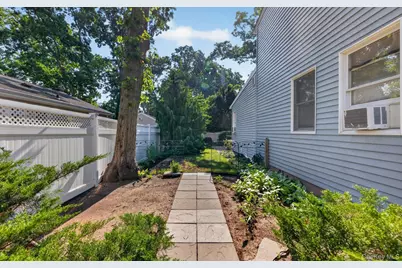 83 Whittier Avenue, Merrick, NY 11566 - Photo 26
