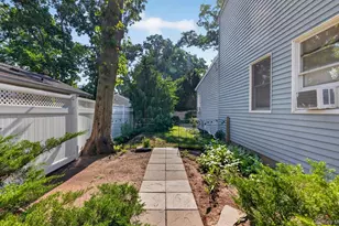 83 Whittier Ave, Merrick, NY 11566 - Photo 26