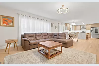 24 Whittier Boulevard, Poughkeepsie, NY 12603 - Photo 8