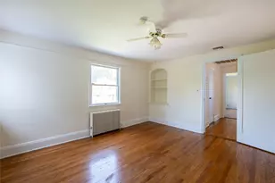 91 Pickwick Rd, Manhasset, NY 11030 - Photo 26