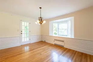 91 Pickwick Rd, Manhasset, NY 11030 - Photo 12
