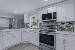 33 Winside Ln, Coram, NY 11727 - Photo 18