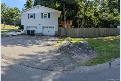 56 Poplar Drive, Monroe, NY 10950 - Photo 2
