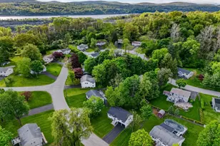 8 Mockingbird Ln, Poughkeepsie, NY 12601 - Photo 26