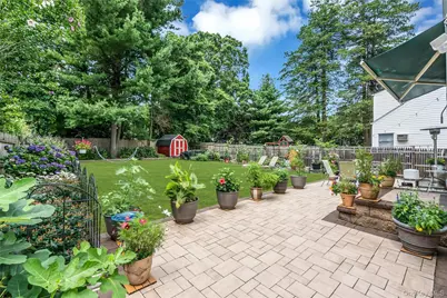 209 Iceland Drive, Huntington Station, NY 11746 - Photo 4