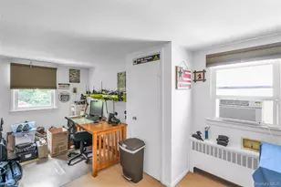 209 Iceland Dr, Huntington Station, NY 11746 - Photo 22