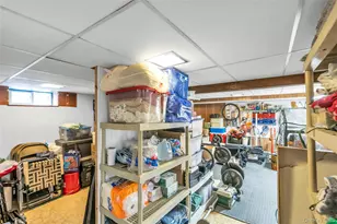 209 Iceland Dr, Huntington Station, NY 11746 - Photo 30