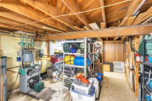 209 Iceland Dr, Huntington Station, NY 11746 - Photo 28