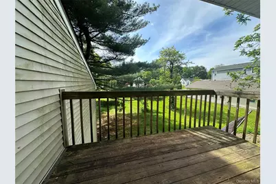 2 School Street, Poughkeepsie, NY 12601 - Photo 2