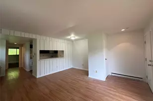 2 School St, Poughkeepsie, NY 12601 - Photo 4