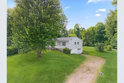 39 N Farm Drive, Dover Plains, NY 12522 - Photo 2
