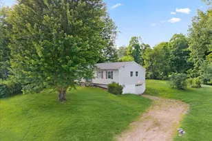 39 N Farm Dr, Dover Plains, NY 12522 - Photo 2