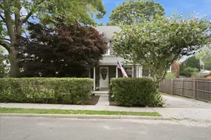 308 Monsell Pl, Greenport, NY 11944 - Photo 4