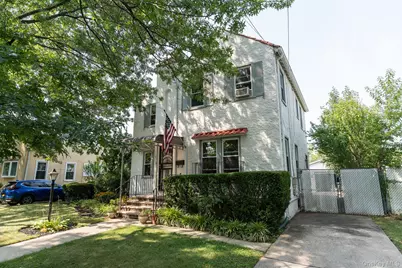 82-42 233rd Street, Queens Village, NY 11427 - Photo 2