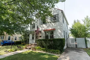 82-42 233rd St, Queens Village, NY 11427 - Photo 2