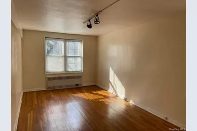 143-25 84th Drive #2E, Briarwood, NY 11435 - Photo 8