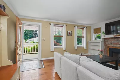 9 Mansion Drive, Hyde Park, NY 12538 - Photo 10