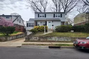 899 Cleveland St, West Hempstead, NY 11552 - Photo 2