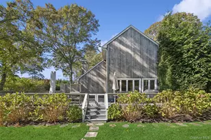 4 Morris Ct, Westhampton Beach, NY 11978 - Photo 2