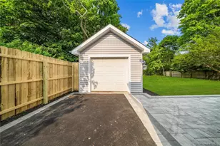 29 Colton Ave, Sayville, NY 11782 - Photo 32