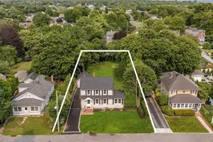 29 Colton Ave, Sayville, NY 11782 - Photo 4