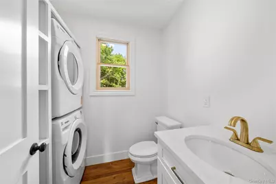 29 Colton Avenue, Sayville, NY 11782 - Photo 16