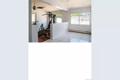 27 W Lakeland Street, Bay Shore, NY 11706 - Photo 4
