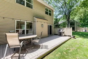 300 Pond View Ln, Smithtown, NY 11787 - Photo 28
