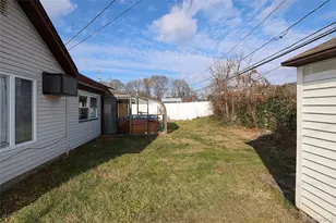 12 E Millpage Dr, Bethpage, NY 11714 - Photo 12