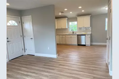 10 The Place, Glen Cove, NY 11542 - Photo 4