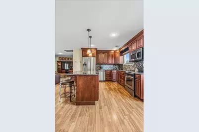 63 Kingfisher Road, Levittown, NY 11756 - Photo 16