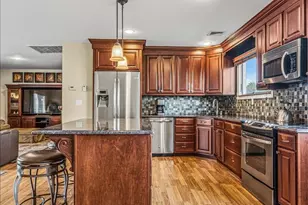 63 Kingfisher Rd, Levittown, NY 11756 - Photo 16